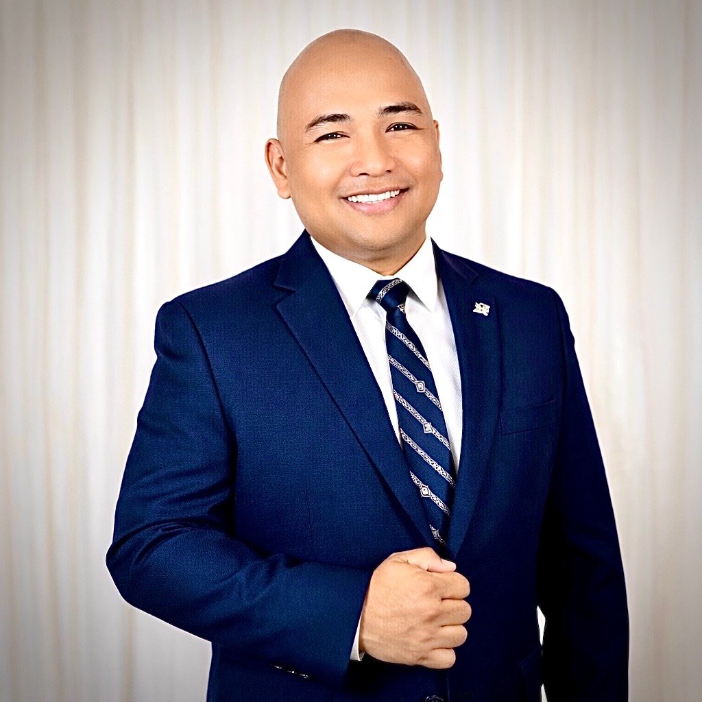 Rey M., Social Media Manager
